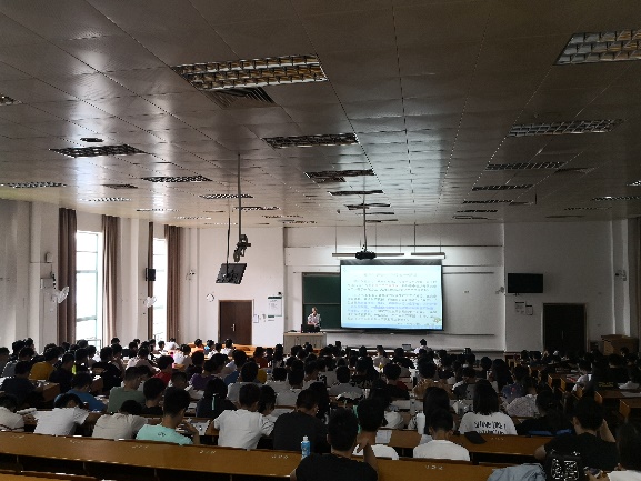 材料学院与公共实验教学中心联合举办实验室安全管理专题培训